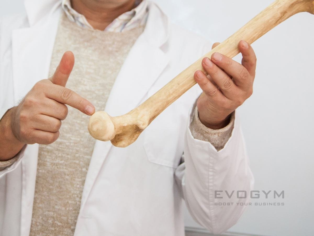 Xương khớp đau nhức? "Bại liệt" tuổi 40?